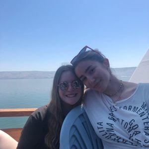 Meet your Posher, Juliette